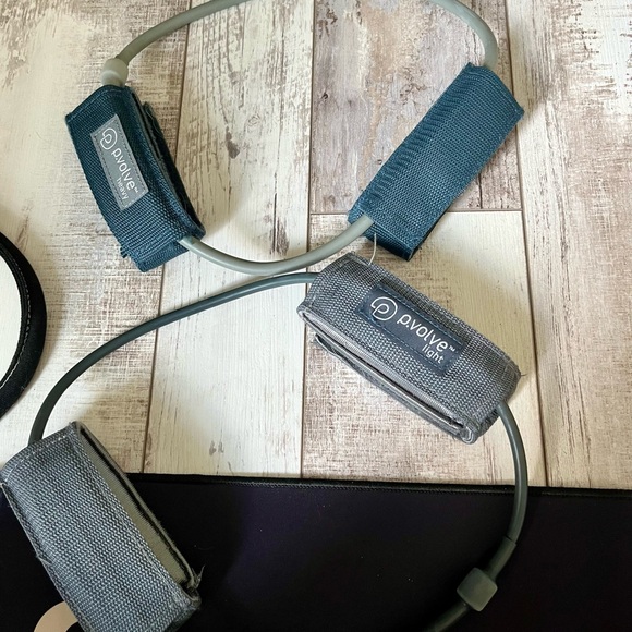 Pvolve Total Transformation Bundle - Picture 11 of 16